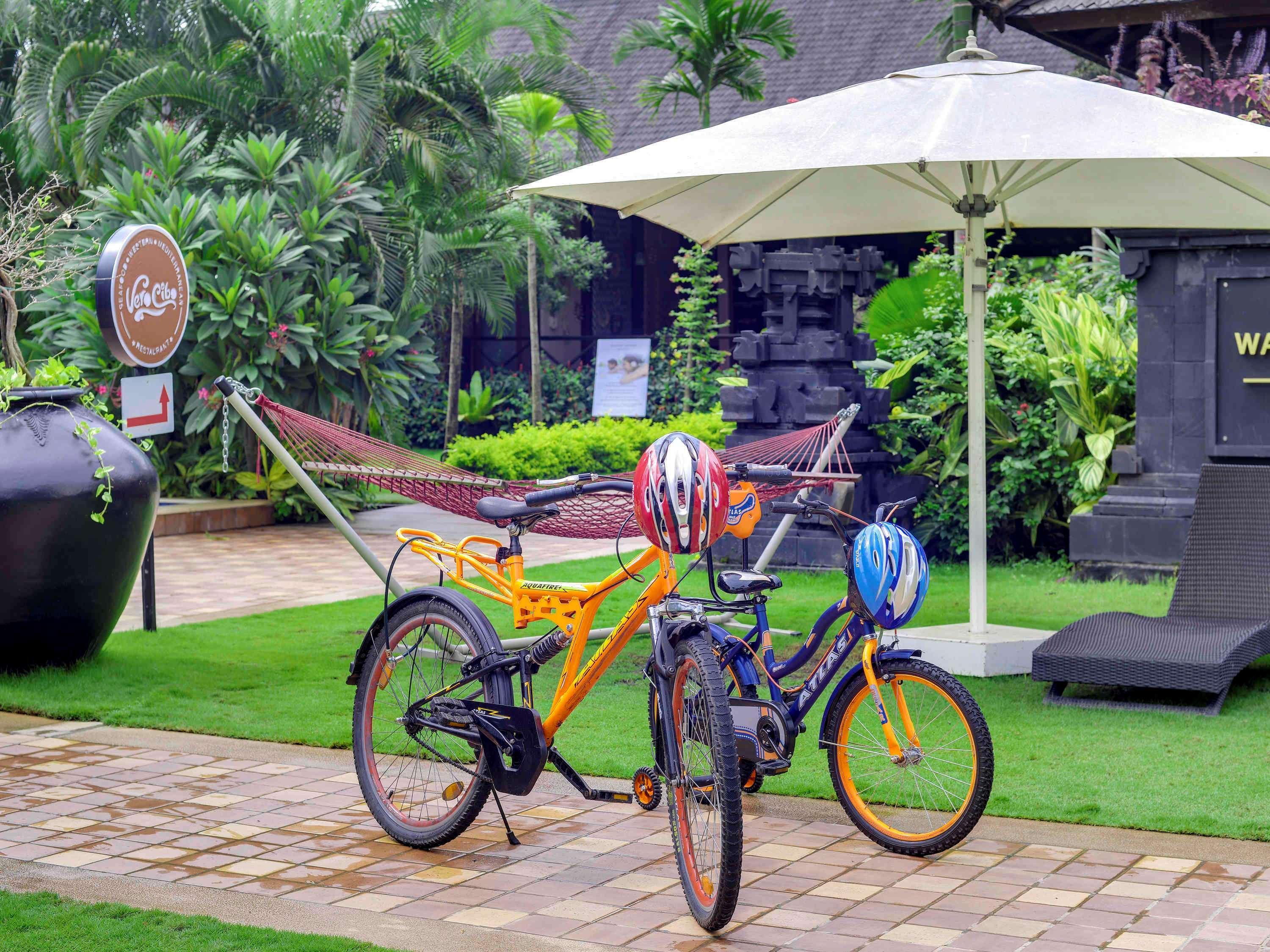 Novotel Goa Resort & Spa Candolim Εξωτερικό φωτογραφία Bicycle at the hotel