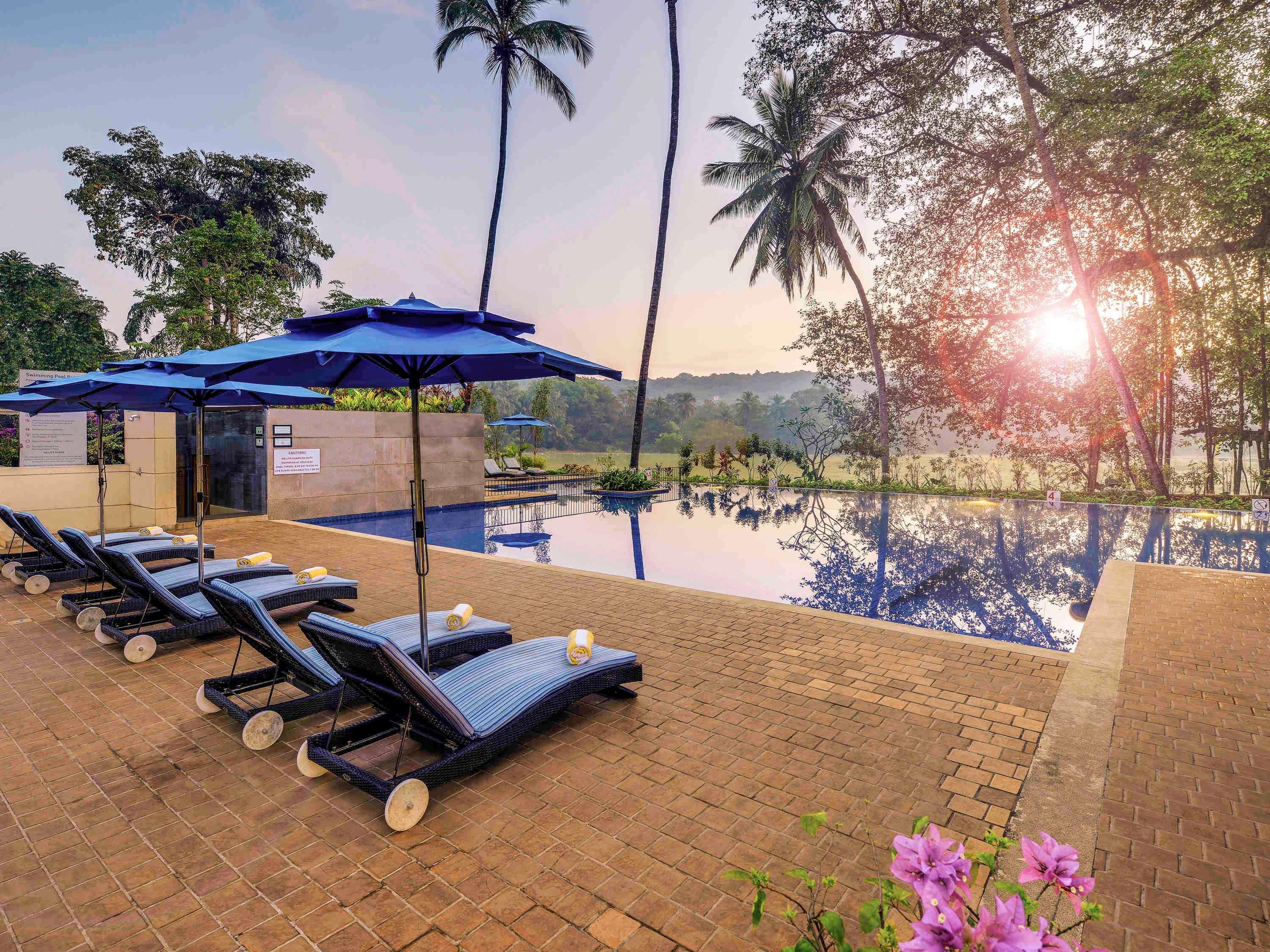 Novotel Goa Resort & Spa Candolim Εξωτερικό φωτογραφία Pool at the Taj Bengal