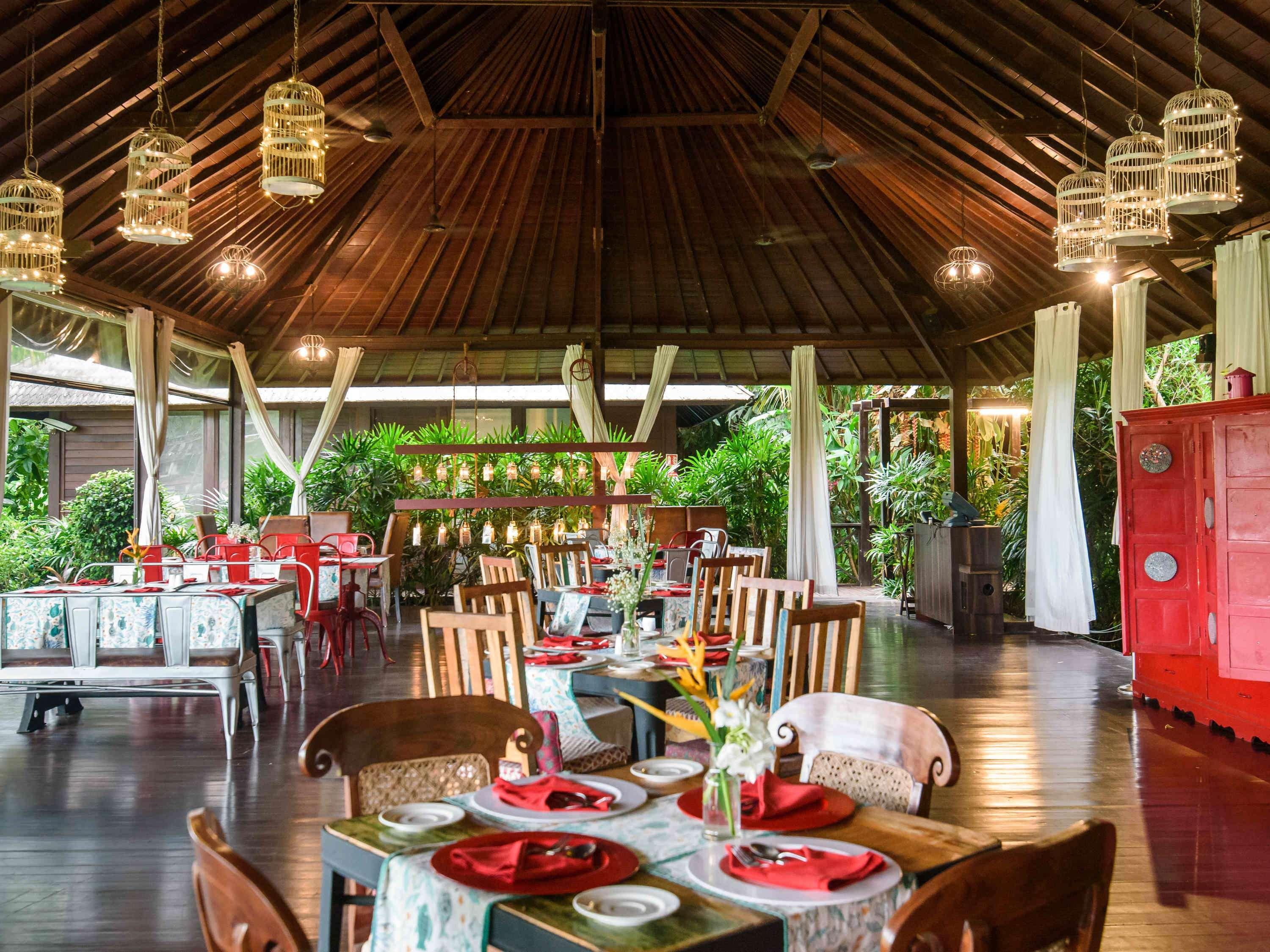 Novotel Goa Resort & Spa Candolim Εξωτερικό φωτογραφία The restaurant at the resort