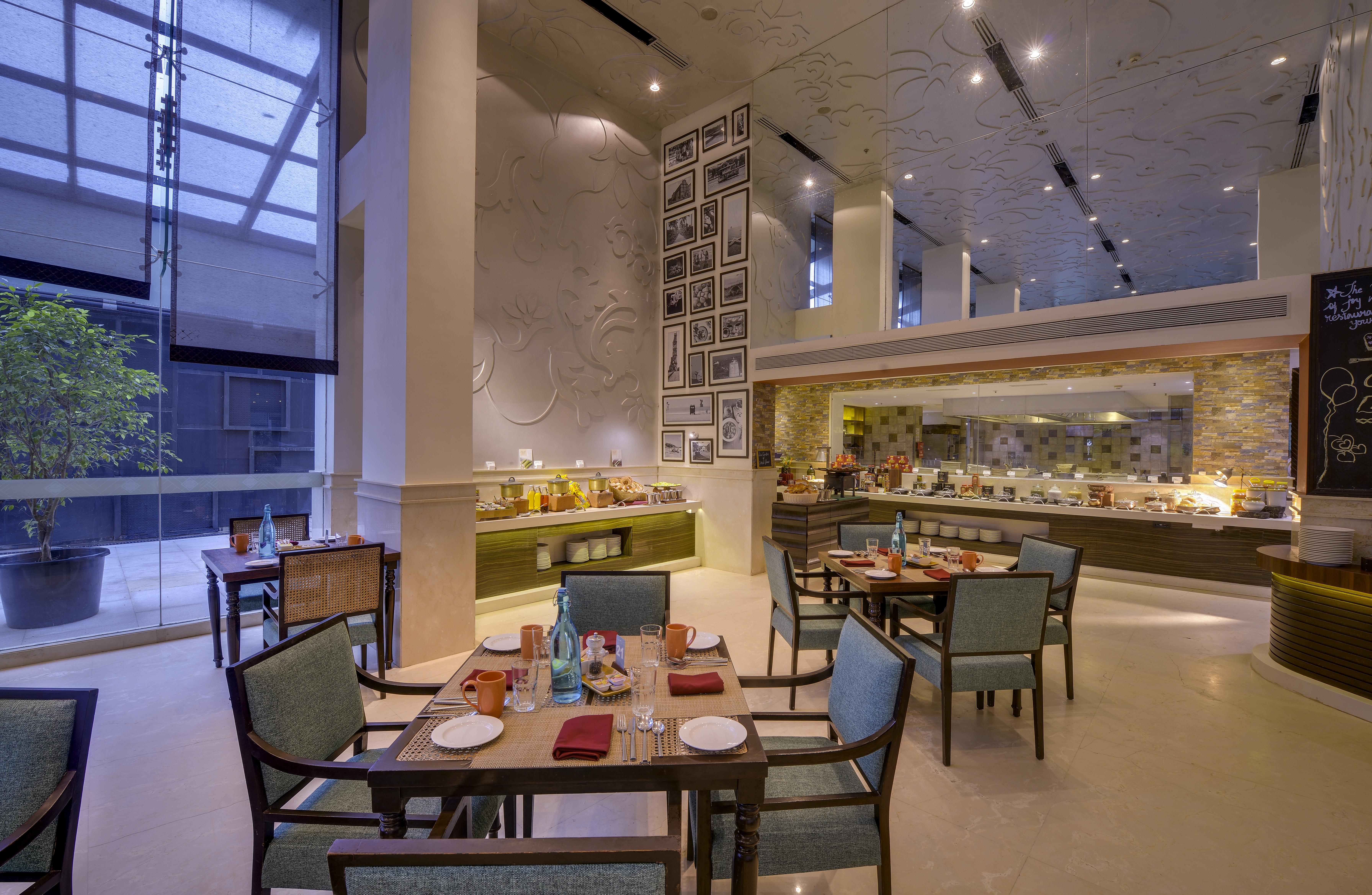 Novotel Goa Resort & Spa Candolim Εξωτερικό φωτογραφία The restaurant